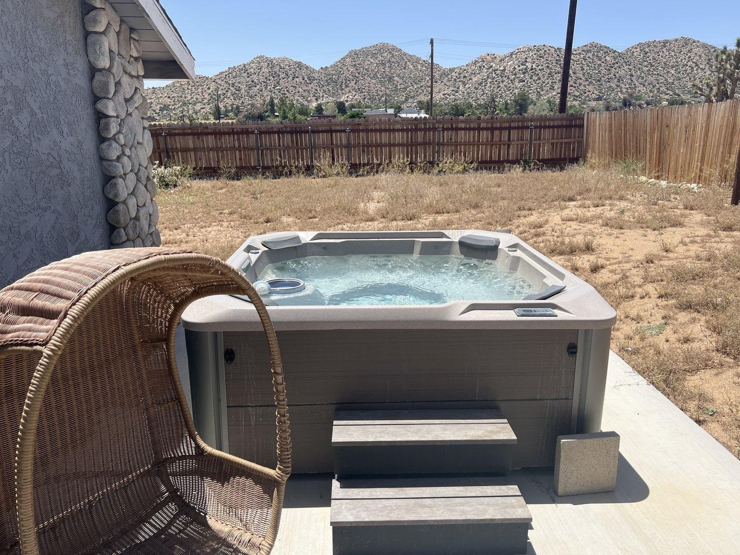 Rawhide Ranch - Walk To Pappy And Harriet'S With Hot Tub! Home Yucca Valley Exterior foto